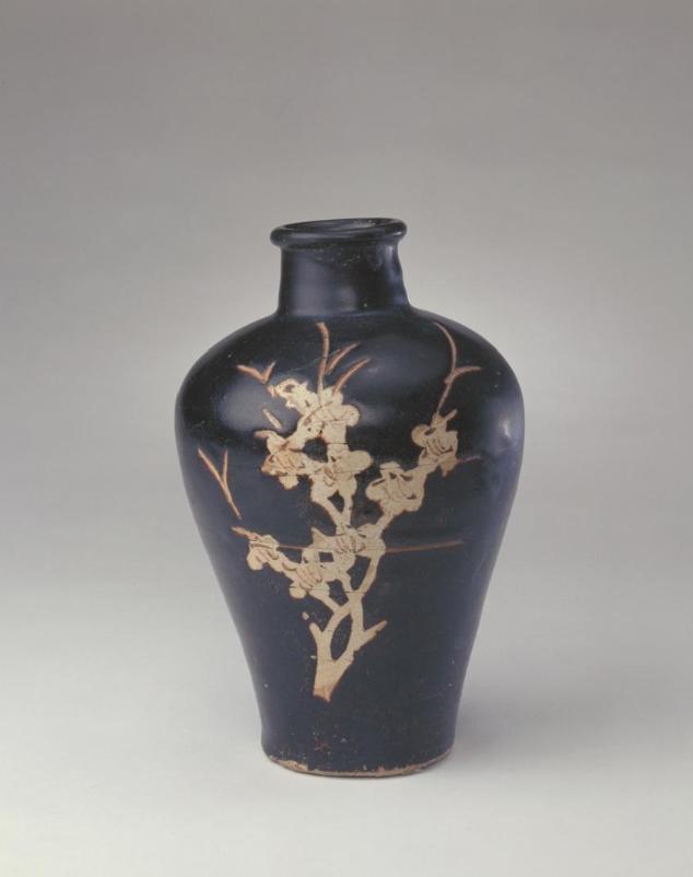 中国人喜欢的瓷器,康熙款青花加彩冰梅纹罐