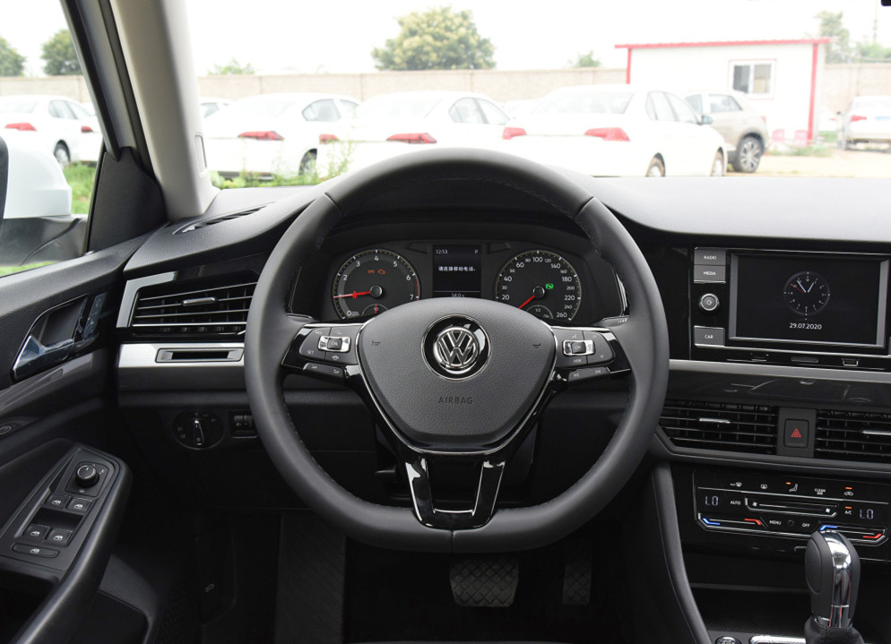 买全新大众宝来十个忠告,十四年车龄的大众宝来还能入手吗