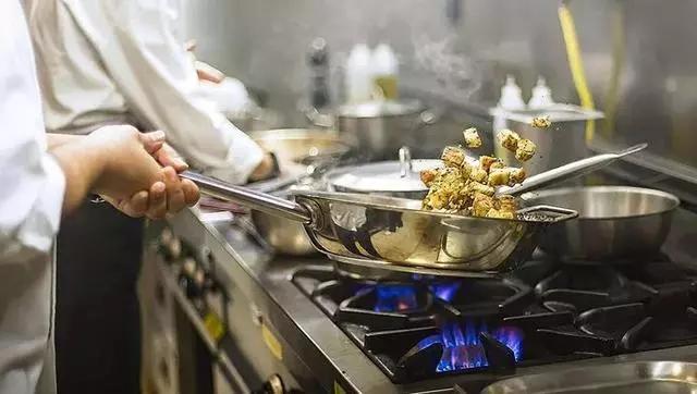 麦当劳兼职员工和全职员工的区别,麦当劳全职员工真实经历