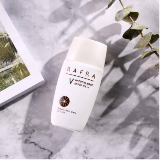 旅行必备好物清爽防晒霜,夏日出游的防晒必备品是什么