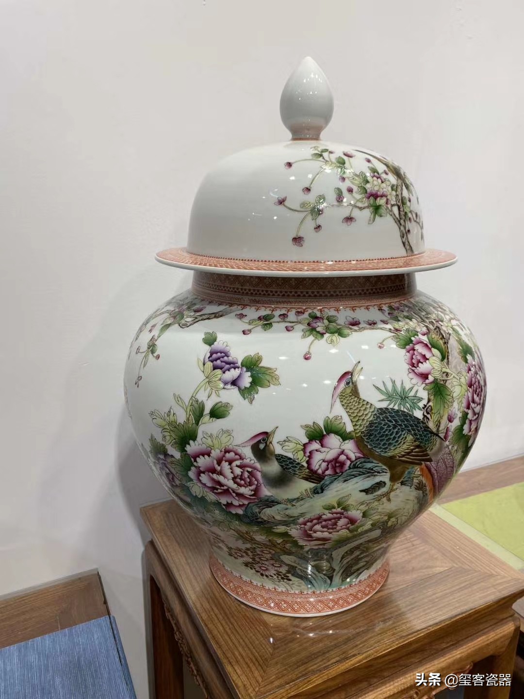 景德镇瓷器价格差别为什么这么大,景德镇瓷器的成本