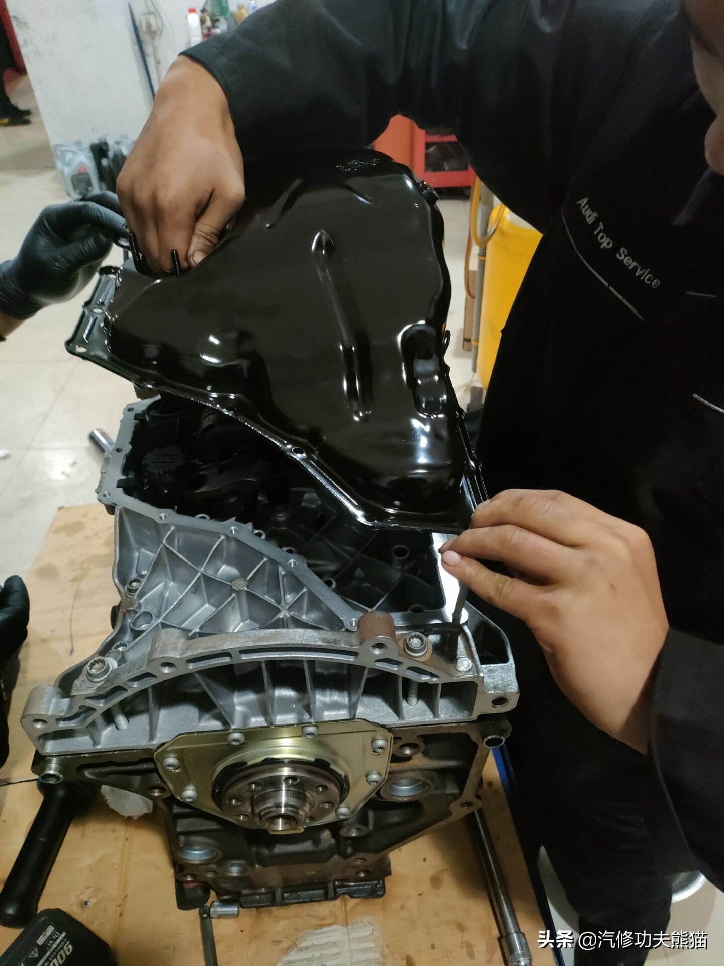 奥迪q5这车质量怎样,现在的奥迪q5烧机油