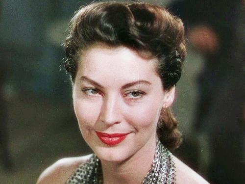 靠身体上位，用美色逼*夫情**离婚：艾娃·加德纳的私生活，太乱了