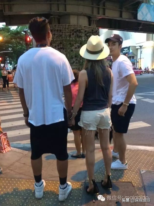 萧亚轩16年换17个男友的秘诀,40岁萧亚轩谈了几个男朋友