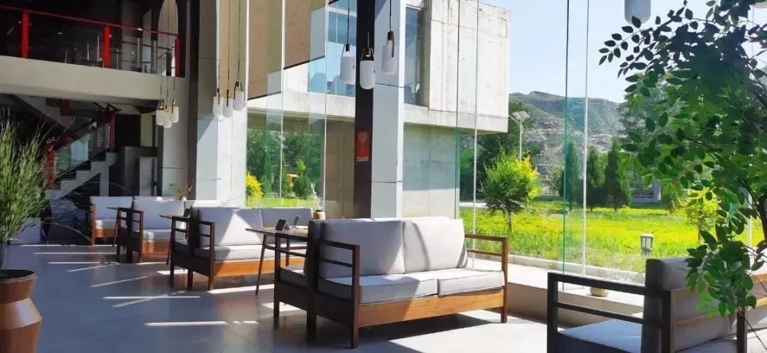 马志丹追忆黄永玉,马志丹纪录片分析