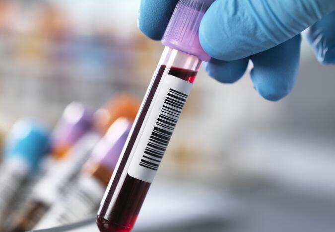 为什么缺乏维生素b会口腔溃疡,口腔溃疡是缺乏维生素什么导致的