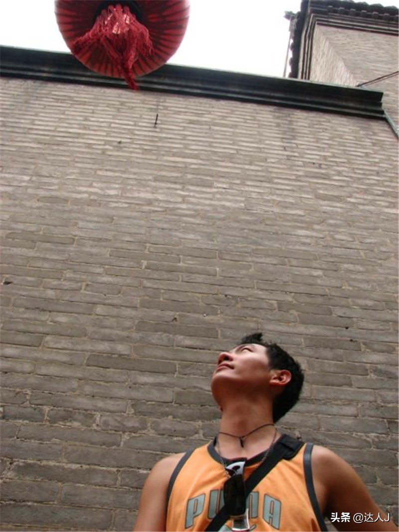 跟着小天才继续出门采购,跟着小天玩游戏