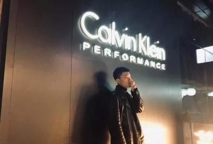 欧美帅哥肌肉荷尔蒙寸头,寸头简直就是行走的荷尔蒙