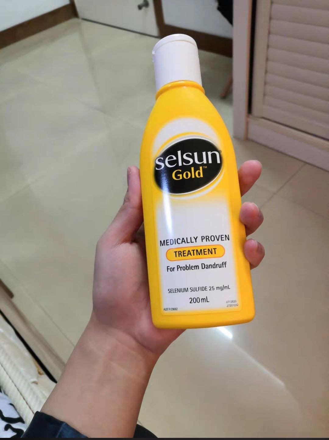 蓬松发型和干燥发型用什么洗发水,头凸的女生适合什么洗发水