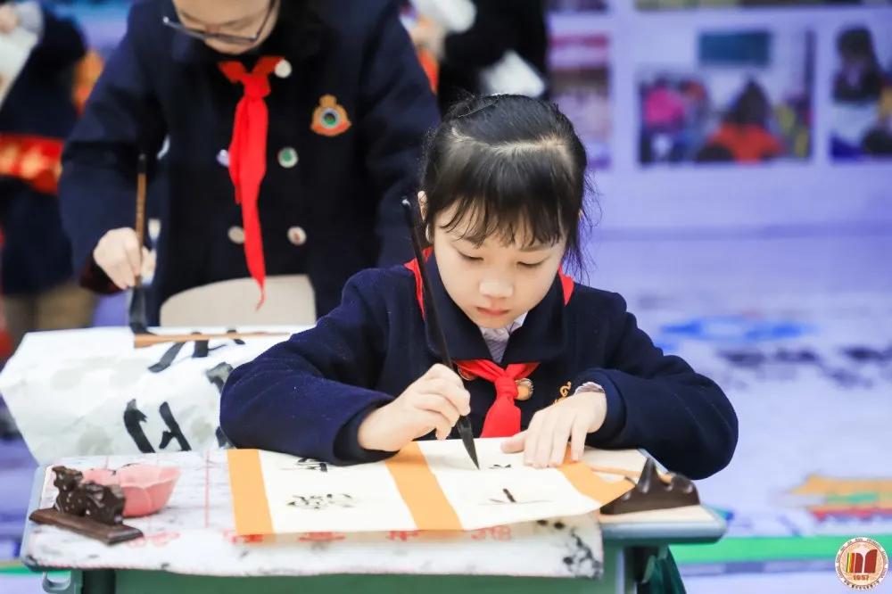 重庆5朵金花小学名字及地址,重庆公认最好的五个小学