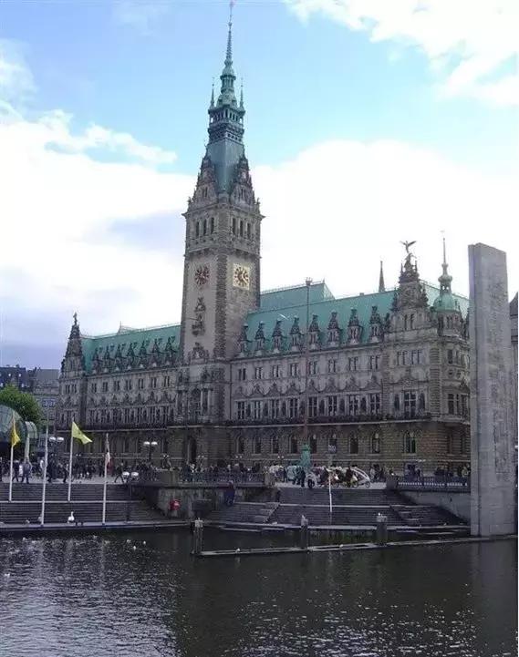 闀滃ご涓嬬殑寰峰啗,鍟嗗懆涓撴爮