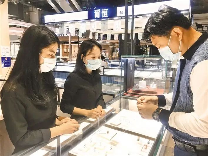 深圳光明区复工企业,直击深圳复工复产首日