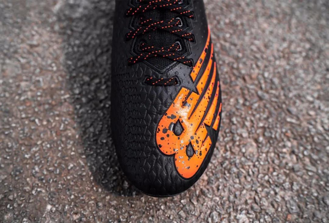 足球世界最新更新,足球最新战靴