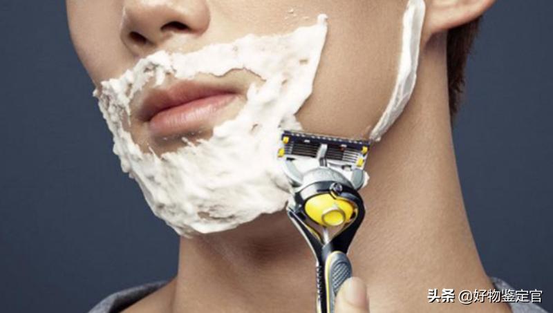 致护尊享实测:春日焕颜剃验,润剃须刀舒适速剃胡茬