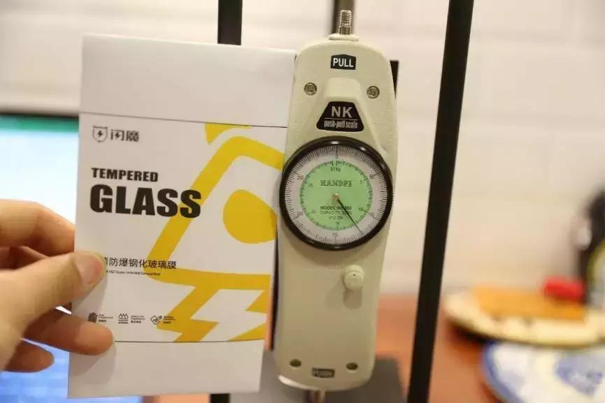 苹果钢化玻璃膜推荐防尘,苹果手机怎么样自己揭下钢化膜