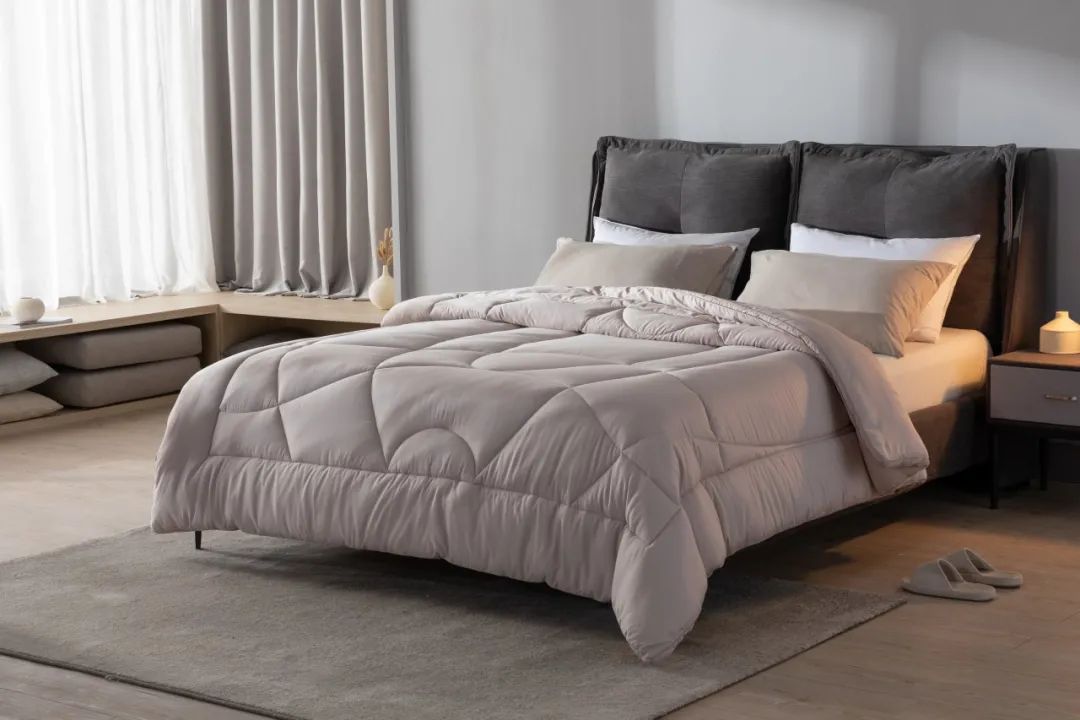 重被子好还是轻被子好,盖厚被子好还是薄被子好