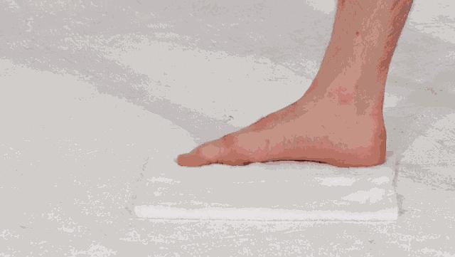 跑步者之痛——足底筋膜炎用护踝有用吗