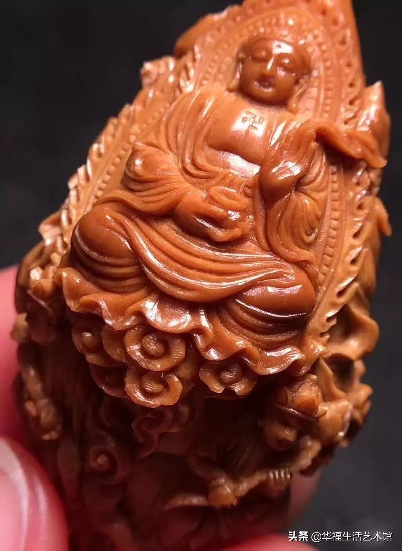 一串好的橄榄核雕如何选择颜色呢,想玩橄榄核雕你需要先了解这些