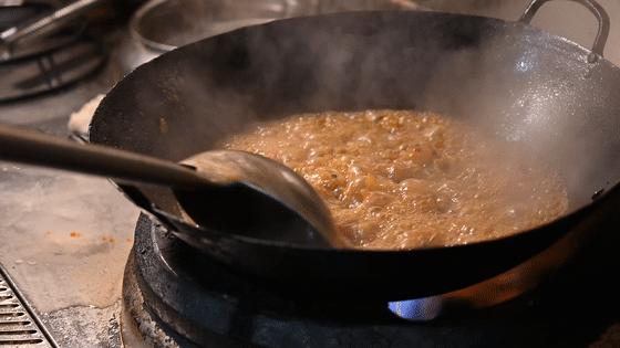 停不住嘴！南片区这家酒楼，客人一点这道菜几层楼都闻得见！