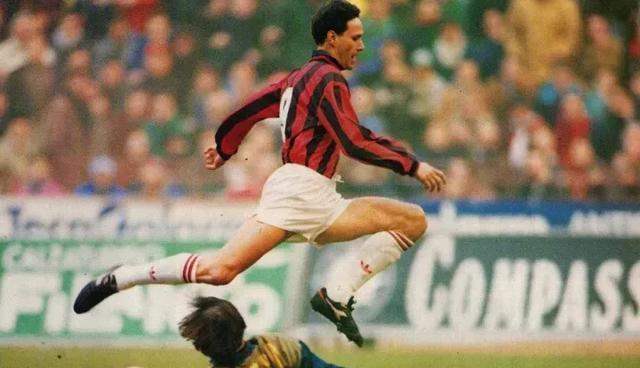 足球号码10代表什么,足球号码最厉害的是几号