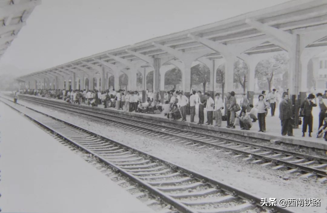 遵义西高铁站停运了吗,遵义西站停运了吗