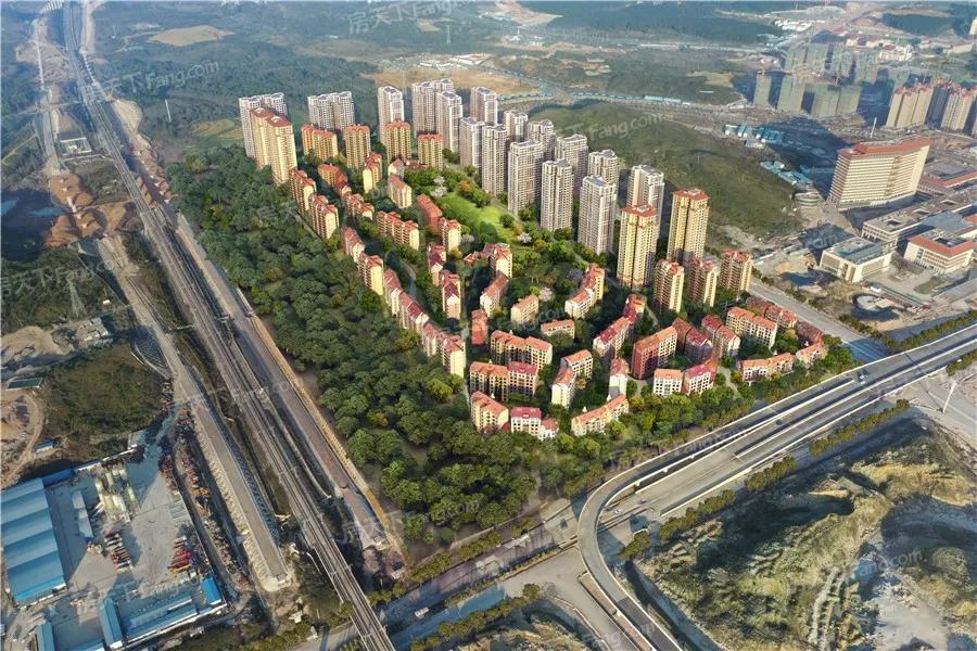 贵安新区发展布局规划图,贵安新区和观山湖哪个发展好