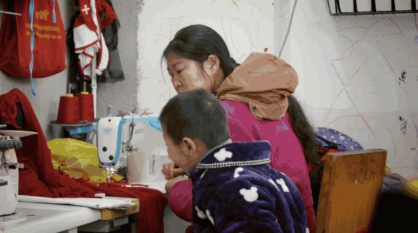 江苏灌云：这2万的江苏人，承包中国60%的情趣内衣，年销售额10亿