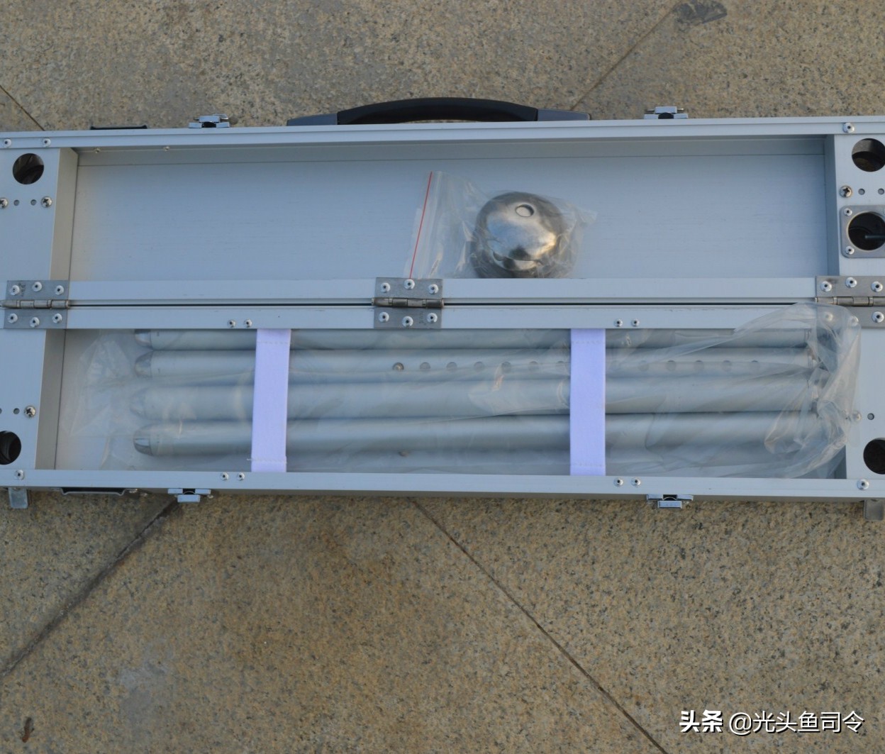 钓箱钓椅小钓台哪个更实用,野钓推荐钓箱钓椅