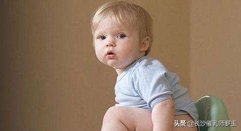 6个月宝宝便秘吃什么辅食改善,宝宝6个月吃辅食便秘怎么办