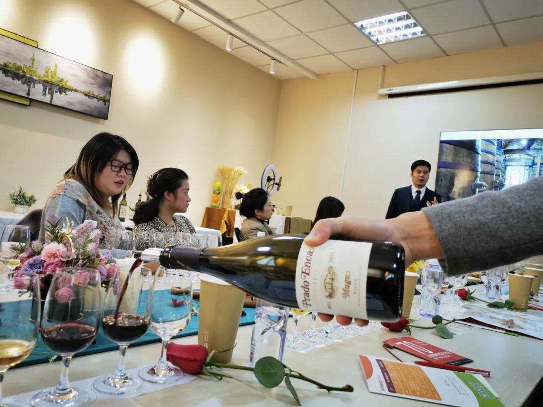 自由行去巴黎西班牙巴塞罗那行程,从巴塞罗那到巴塞罗那