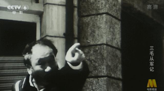 “我们都是小把戏”，这部92年神作，对成人世界的暗讽不输周星驰