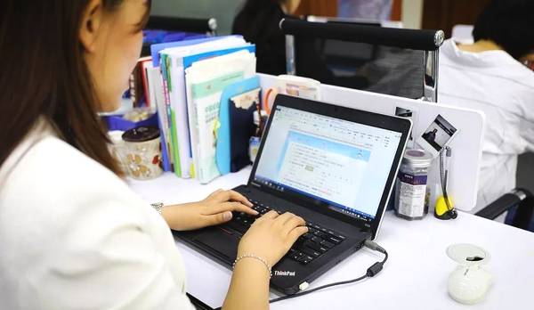 思考乐教育主要是线上还是线下,思考乐教育是做什么的