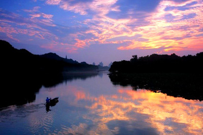 杭州西湖到乌镇旅游攻略,杭州西湖灵隐寺一日游攻略