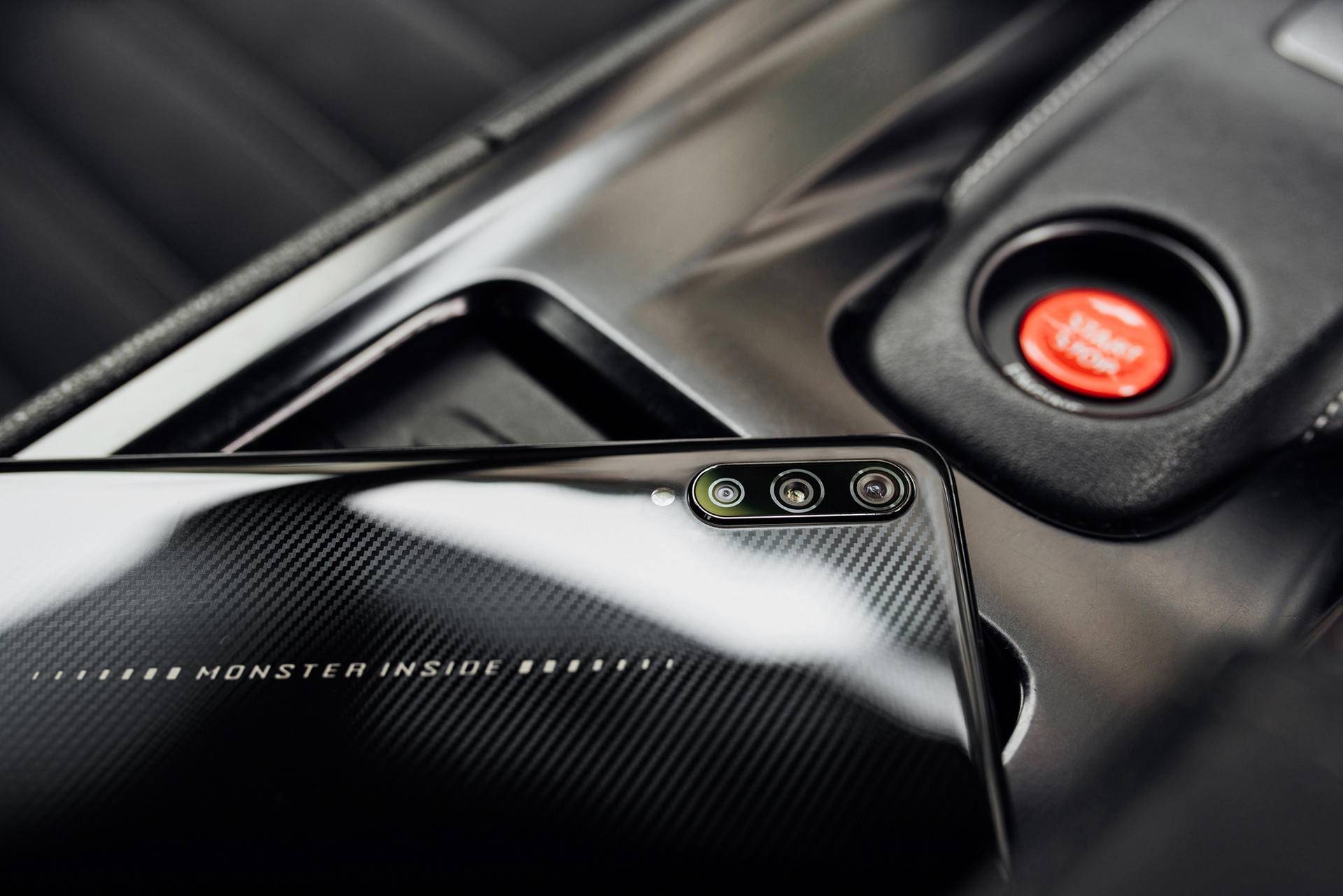 iqoo电光蓝和黑武士,iqoo武士黑与竞速黑