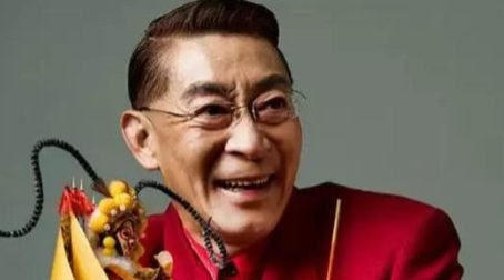 六小龄童评价周星驰被怼,六小龄童多次炮轰周星驰