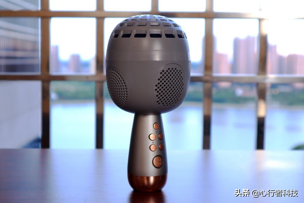 唱吧k歌宝q5小巨蛋g2有啥区别,唱吧小巨蛋g2跟全民k歌哪个好用