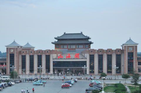 密集的秦皇岛铁路，却被北京、沈阳、太原三分天下