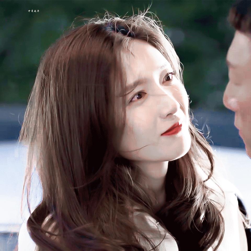 江疏影穿搭同款裙子 (江疏影吊带裙穿搭)