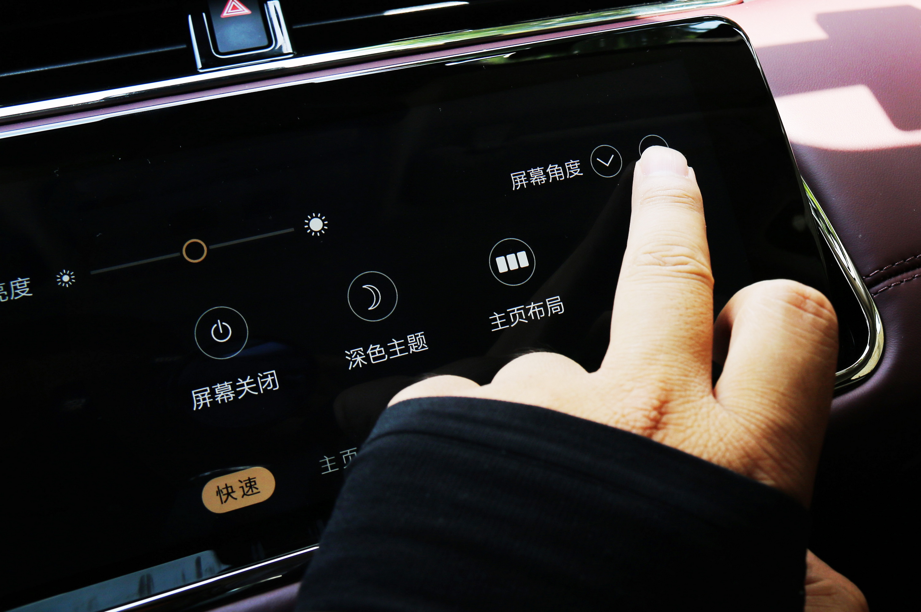 路虎揽胜极光l怎么样值得购买吗,2022路虎揽胜极光l值得买么