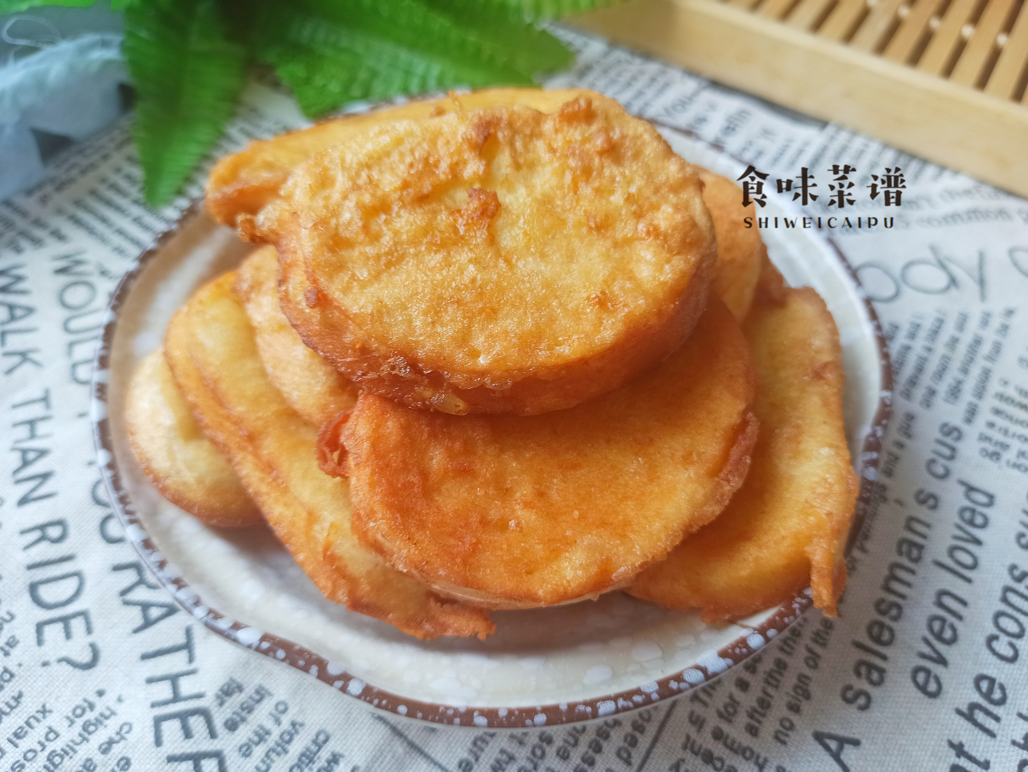 鸡蛋馒头片怎么裹得蛋液多,把馒头切成片蘸蛋液炸着吃