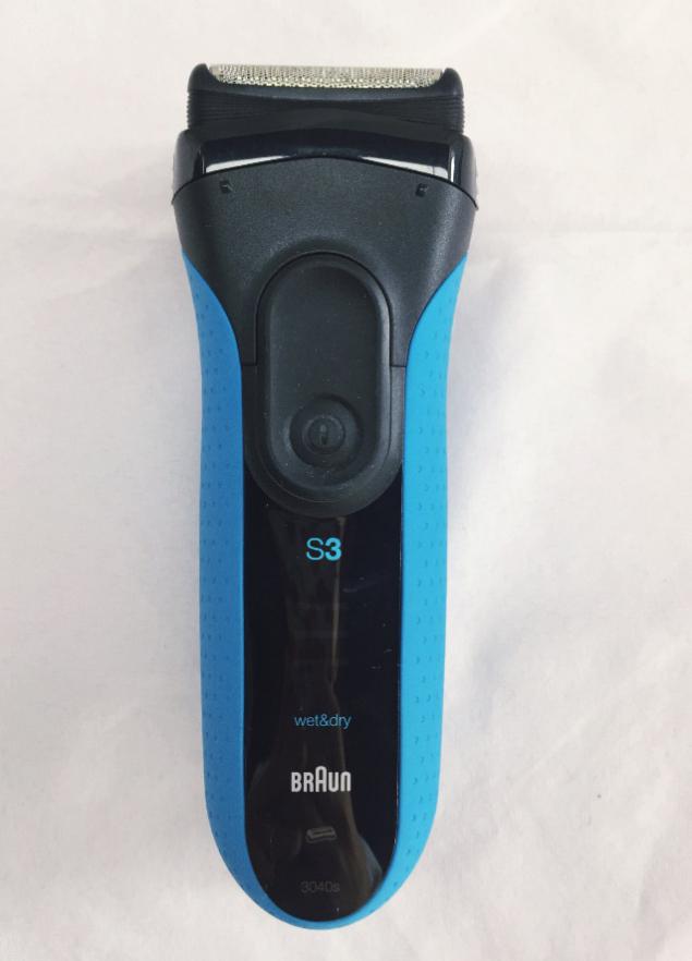 飞利浦3头剃须刀和博朗9系哪个好,飞利浦剃须刀rq1160和博朗哪个好