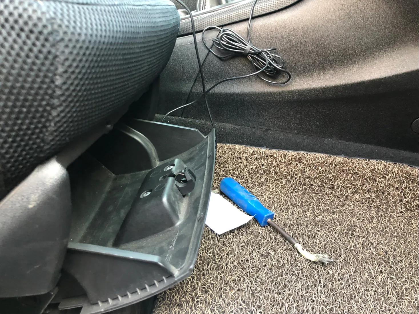 另类意大利小钢炮、150匹6速手动档只是高尔夫R的购置税