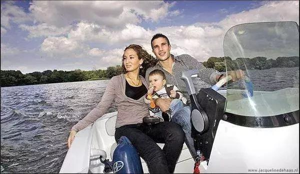 荷兰足球黄金一代范佩西,荷兰三杰罗本范佩西