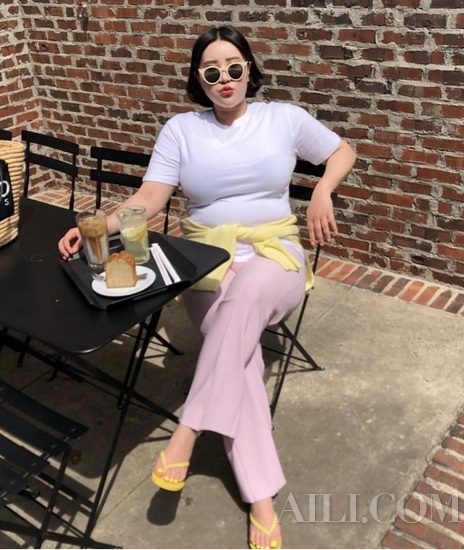 又黑又瘦女生穿搭减肥,减肥穿搭技巧大全