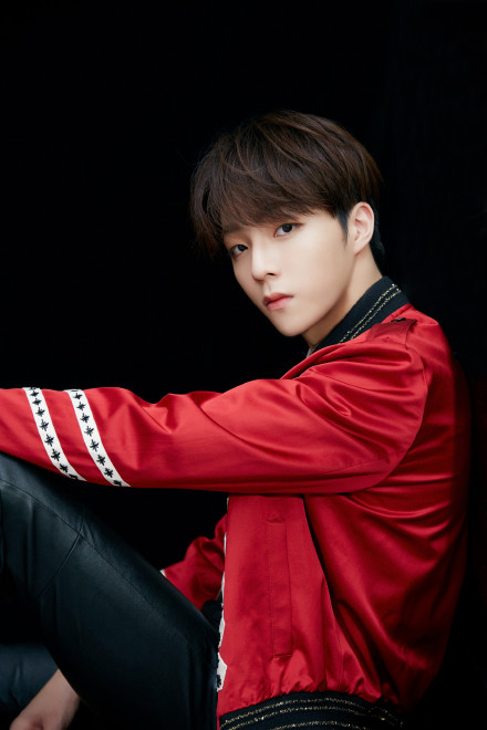 直长发刘海2020流行发型,头发2020流行发型刘海