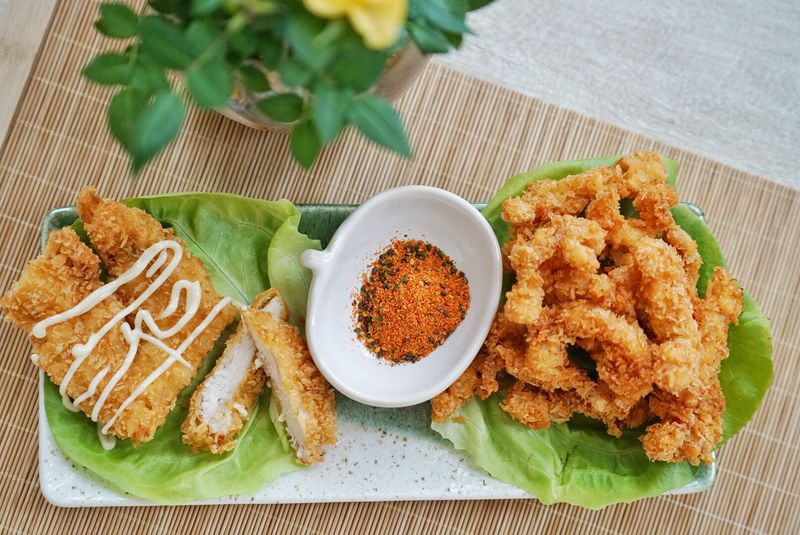 油炸时怕被溅到怎么办,炸东西的油溅到衣服怎么办