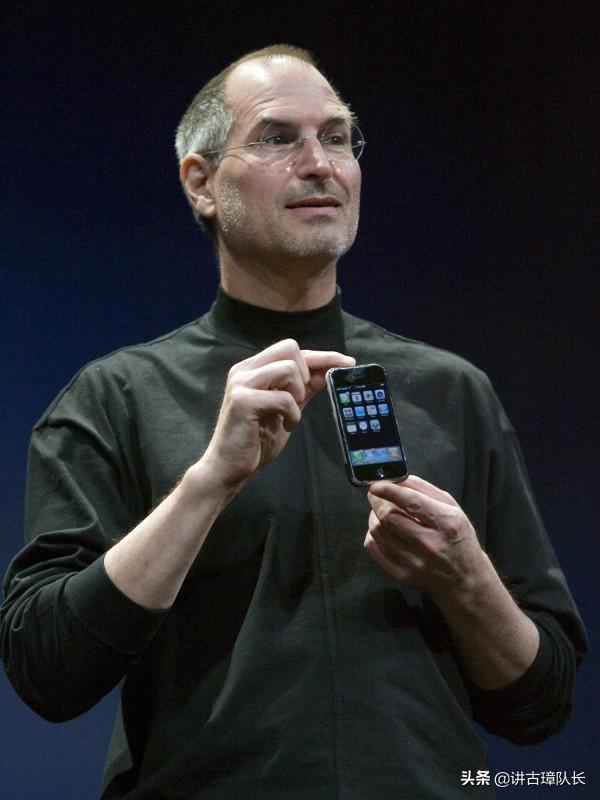 苹果创始人乔布斯简介,苹果创始人乔布斯身价多少