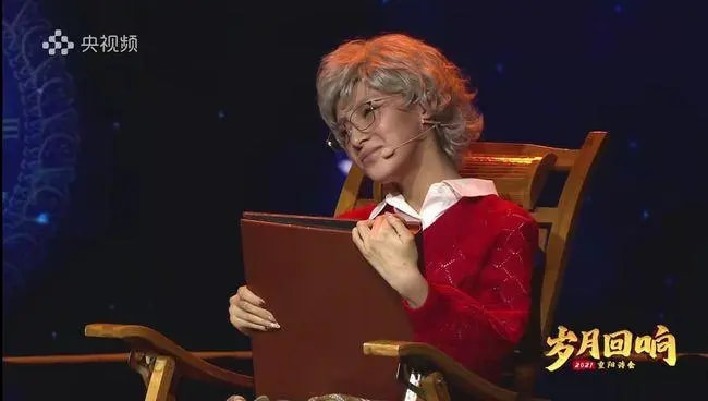 90后新晋主持人马凡舒，颜值与实力并存，被誉为董卿的“接班人”