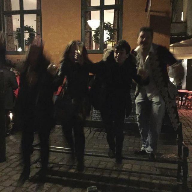 各国新年习俗英文版,盘点各国有趣的新年习俗