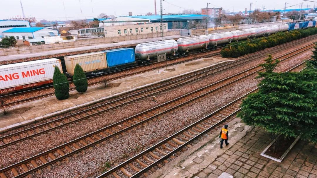 荥阳儿时记忆,荥阳2003年火车站